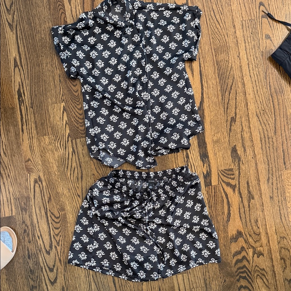Halogen Black and White Floral shirt and short Set